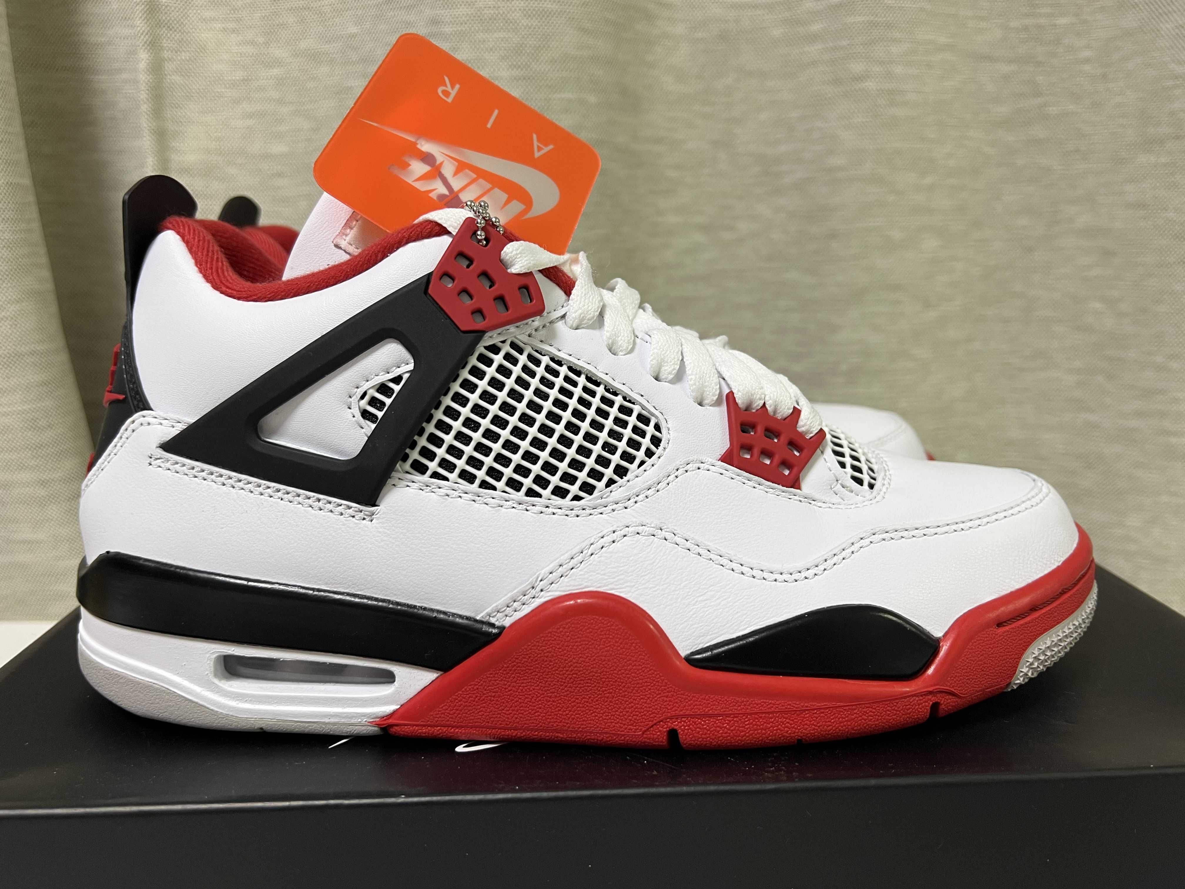 Nike Air Jordan 4 Retro OG "Fire Red" (2020)