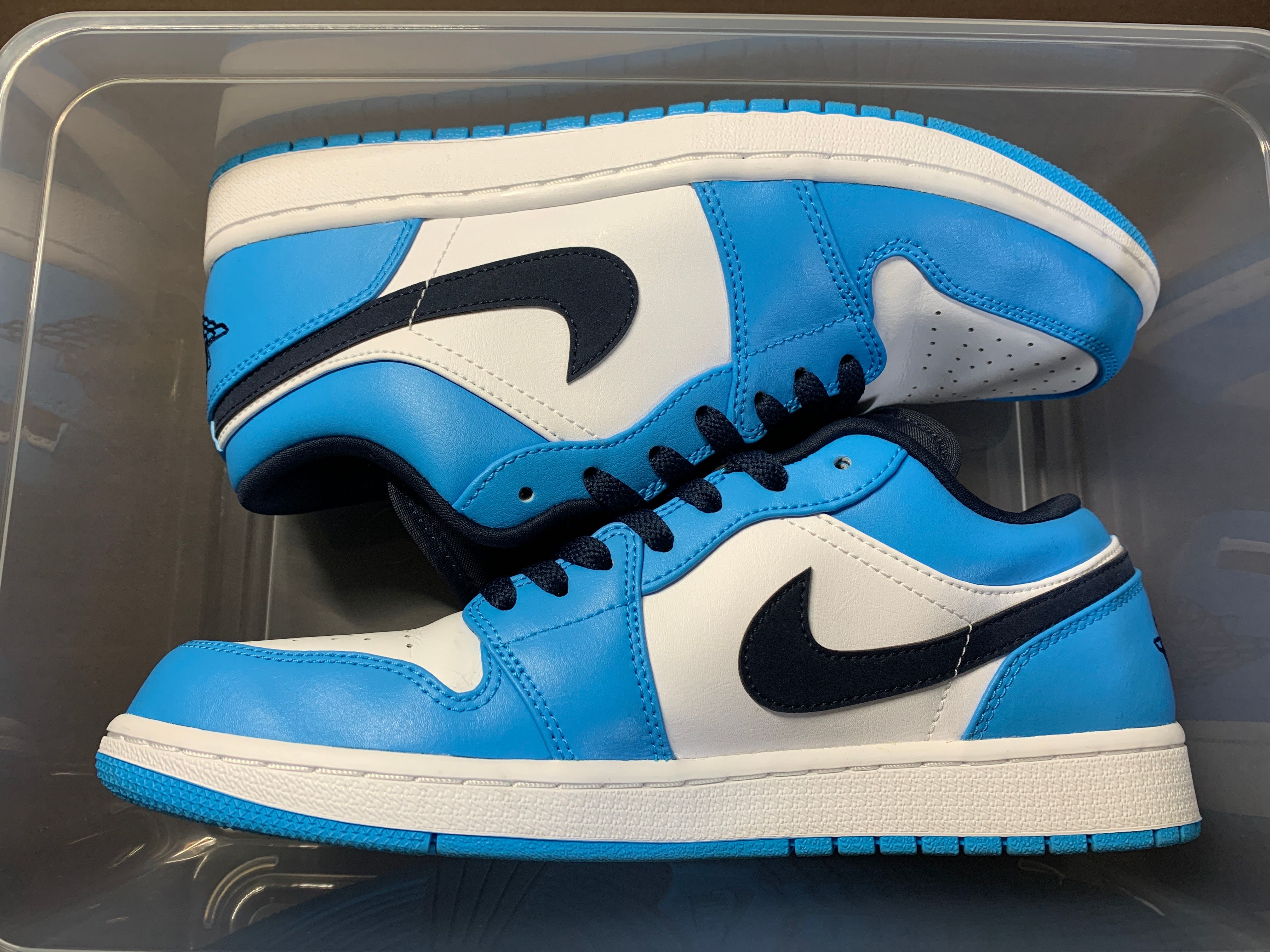 Nike Air Jordan 1 Low "University Blue"