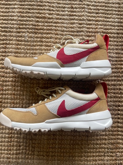 Tom Sachs × Nike Mars Yard 2.0 "Natural/Sport Red-Maple"