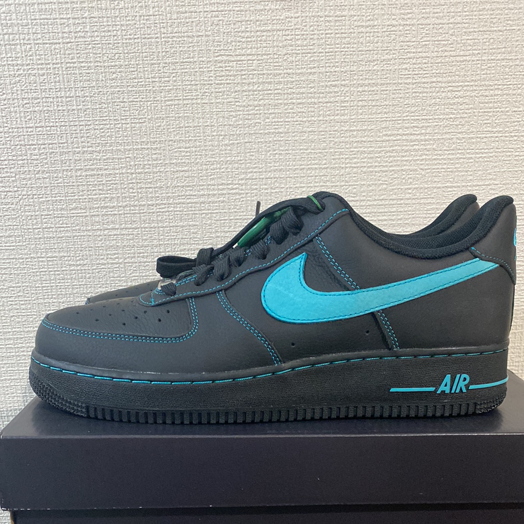 Nike Air Force 1 Low "Black Tiffany"