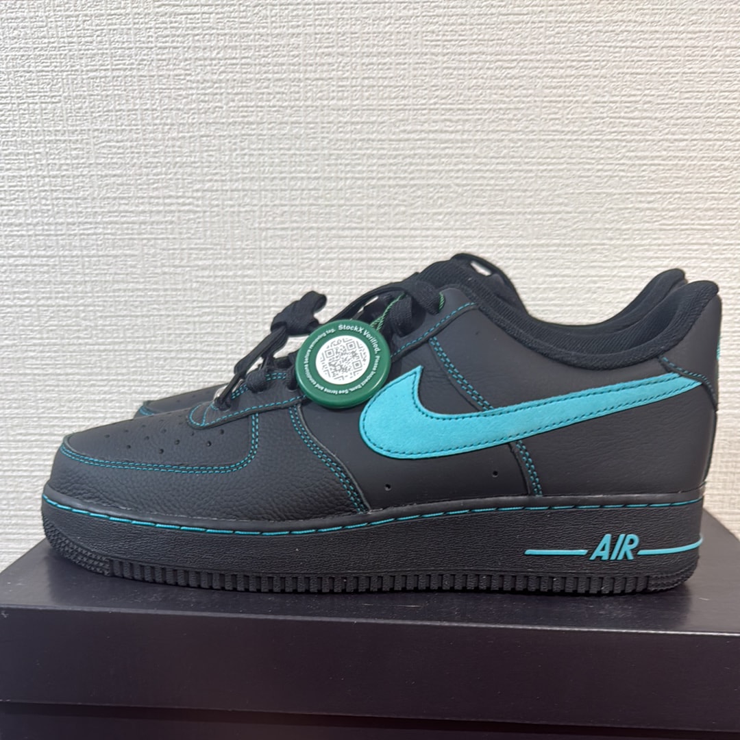 Nike Air Force 1 Low "Black Tiffany"