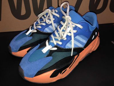 adidas YEEZY Boost 700 "Bright Blue"