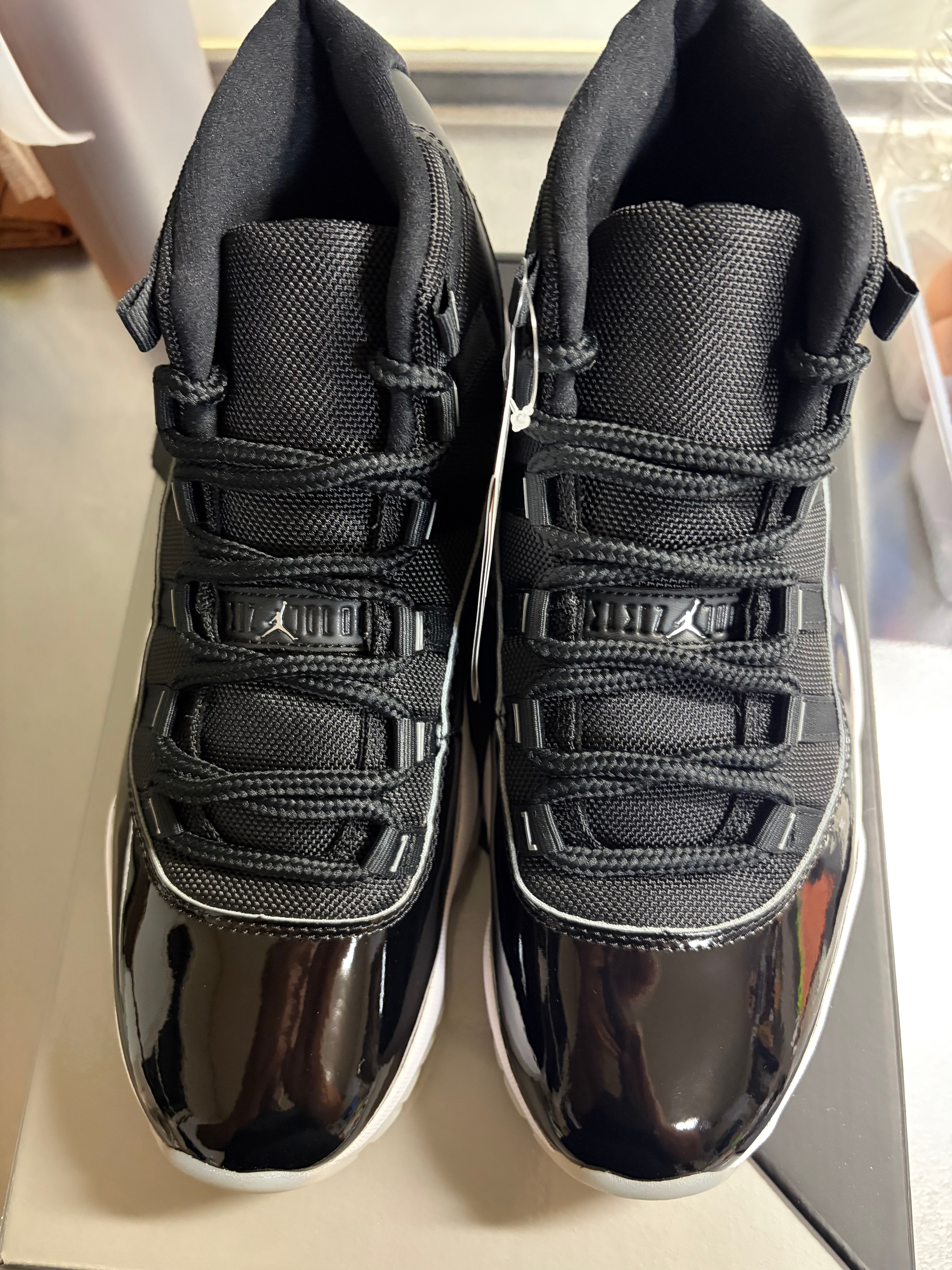 Nike Air Jordan 11 "Jubilee"