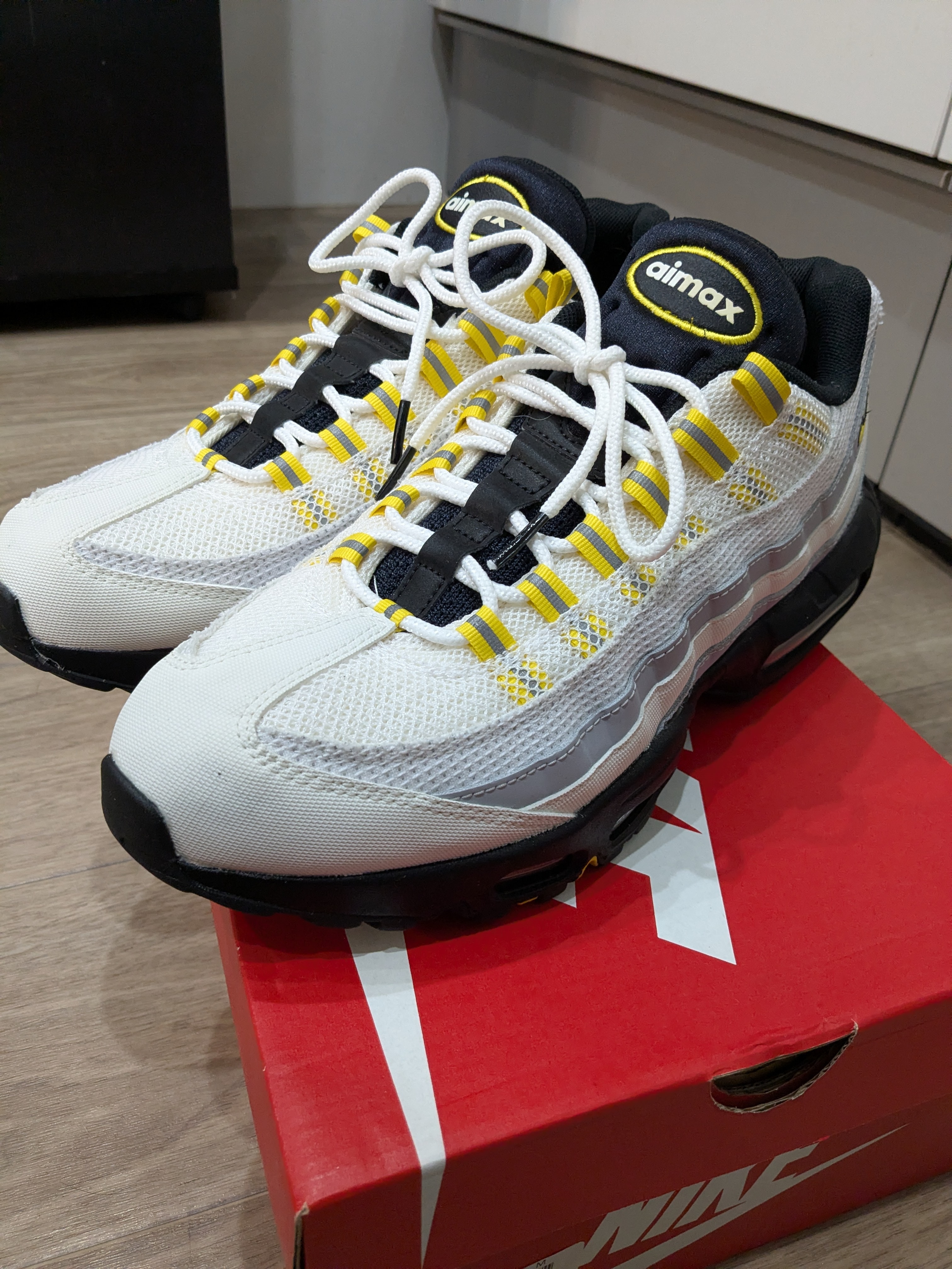 Nike Air Max 95 Essential "White/Tour Yellow/Black/Wolf Grey"