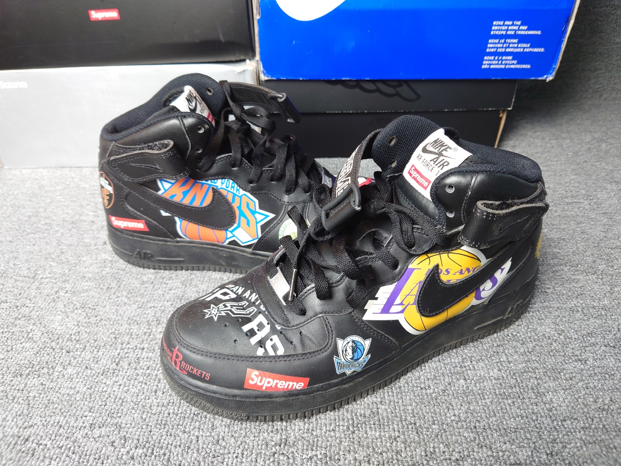 Supreme × NBA × Nike Air Force 1 Mid '07 "Black"