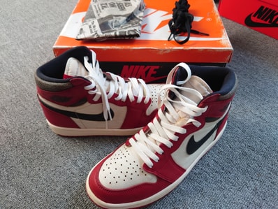 Nike Air Jordan 1 High OG "Lost & Found/Chicago"
