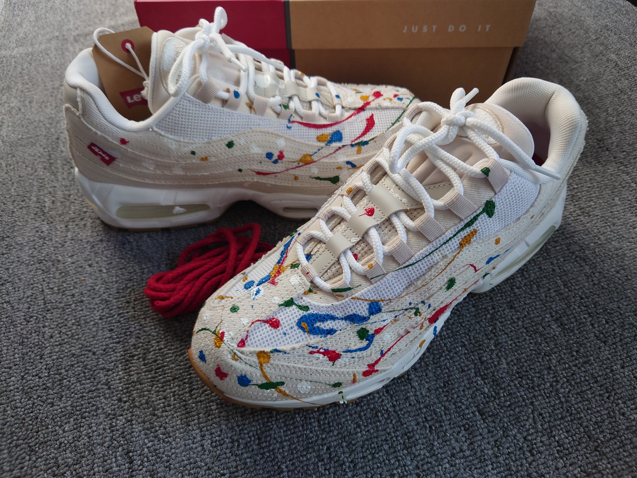Levi's × Nike Air Max 95 OG "Denim White"