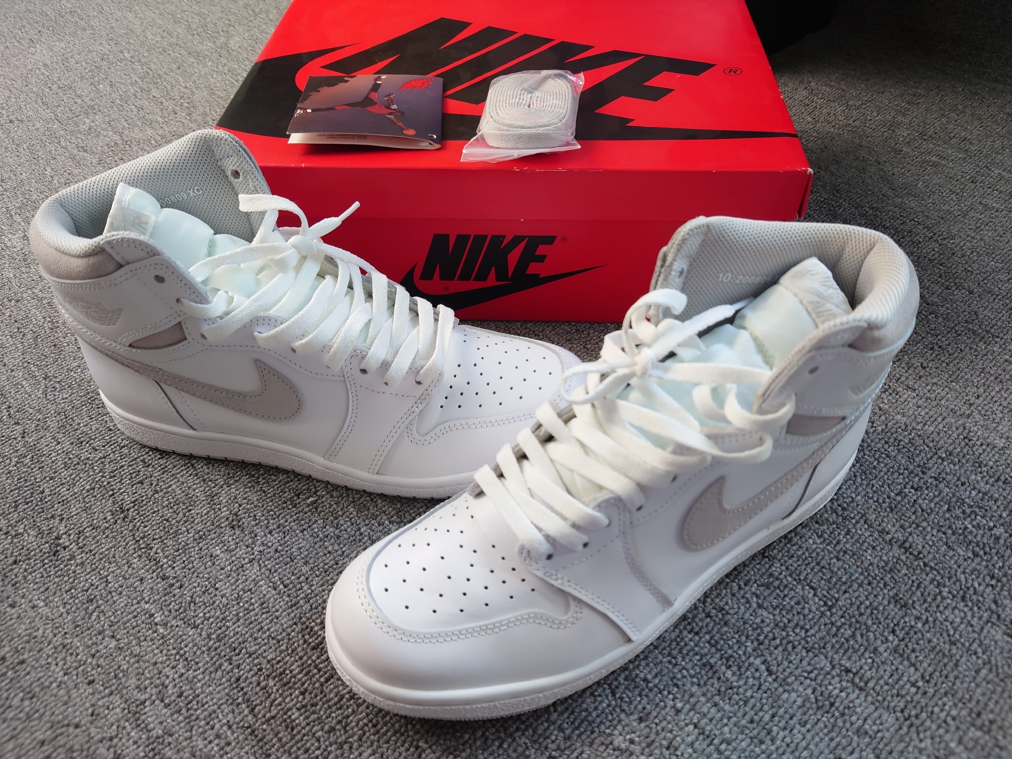 Nike Air Jordan 1 High 85 "Neutral Grey"