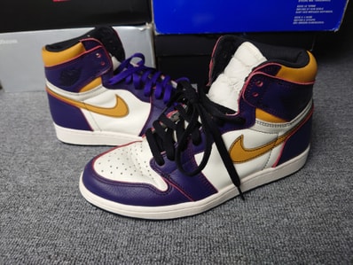 Nike SB × Air Jordan 1 Retro High "La To Chicago"