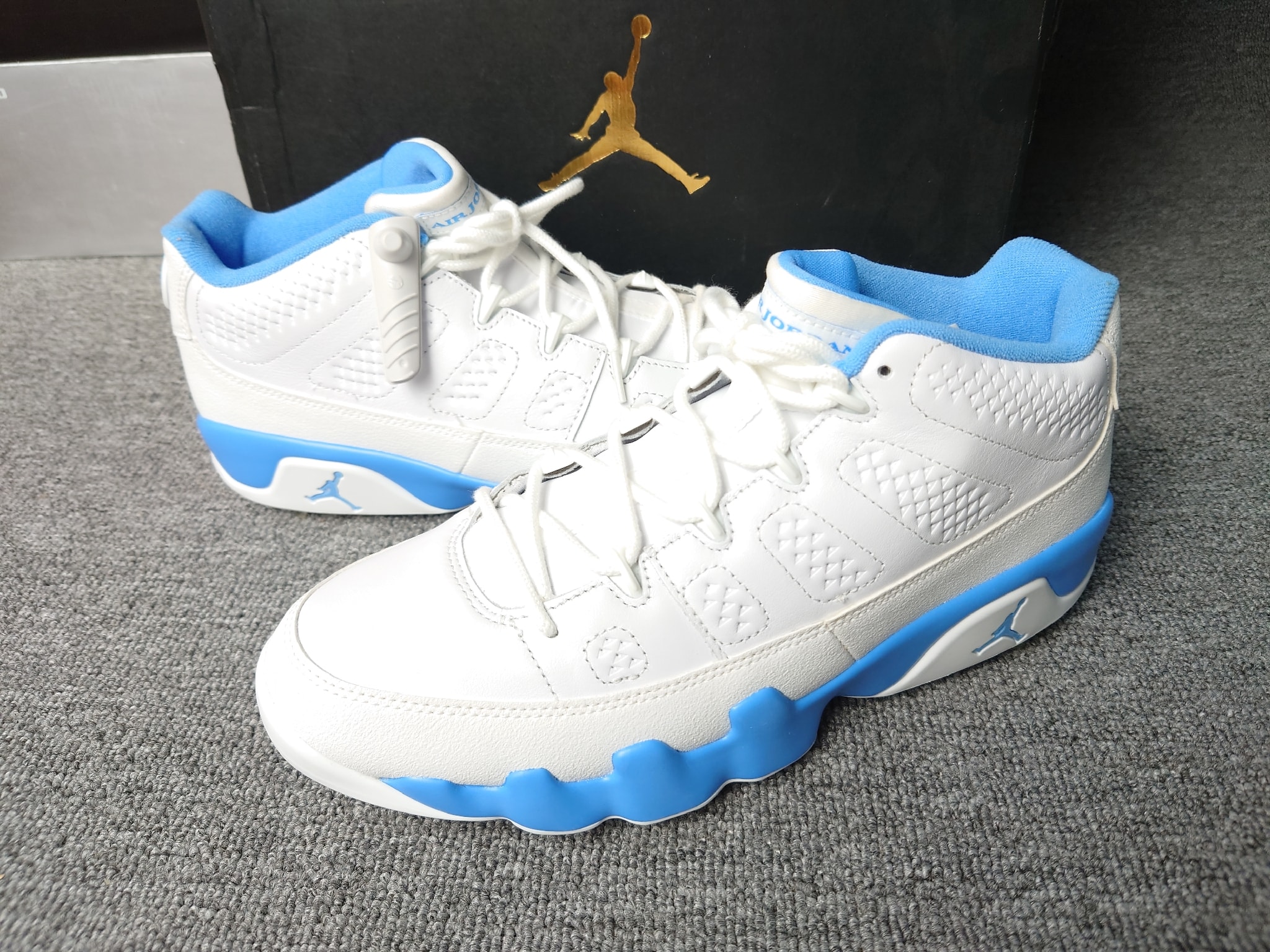 Nike Air Jordan 9 Low Golf "University Blue"