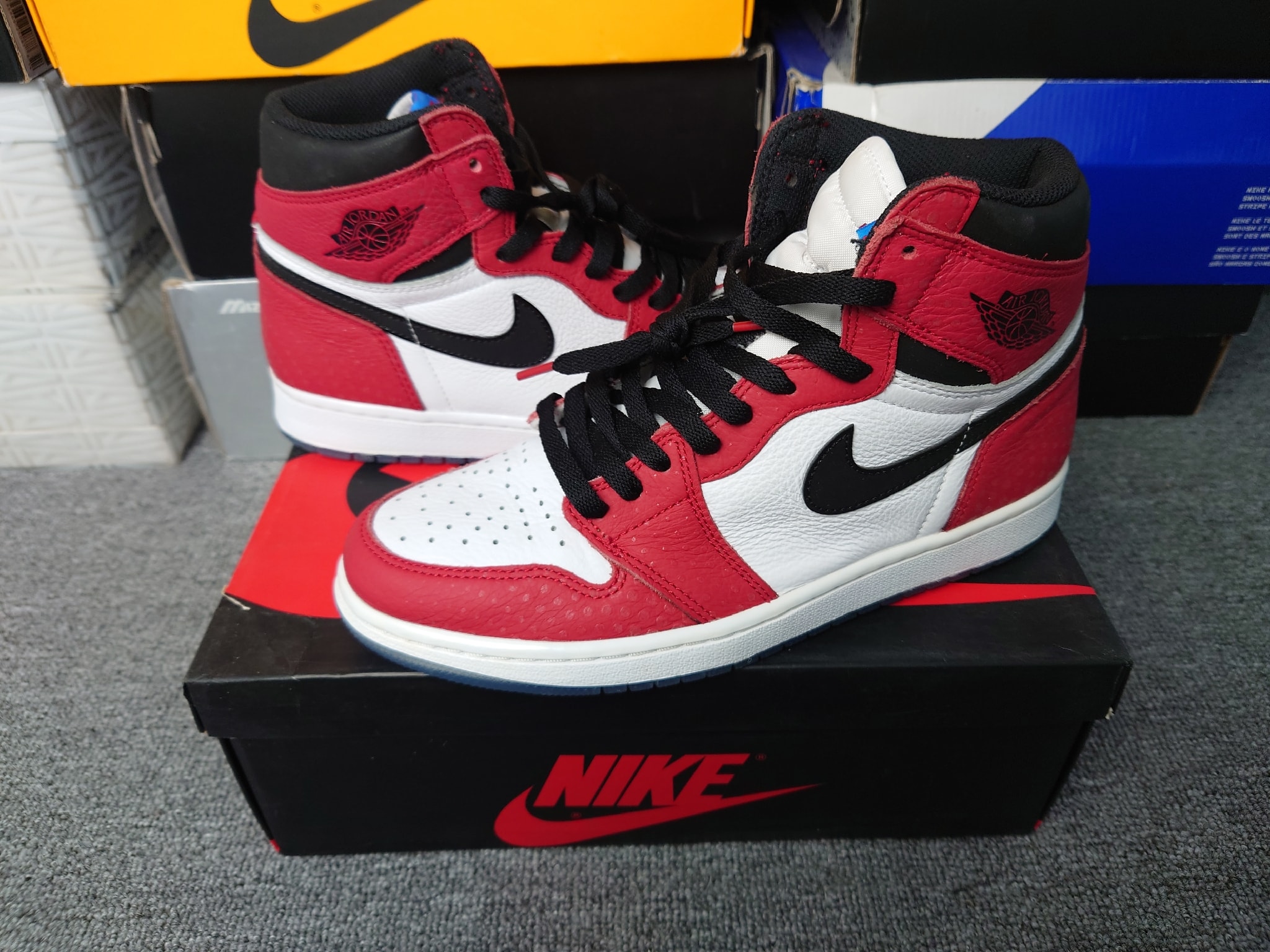 Spiderman × Nike Air Jordan 1 Origin Story "Gym Red/White/Photo Blue/Black"