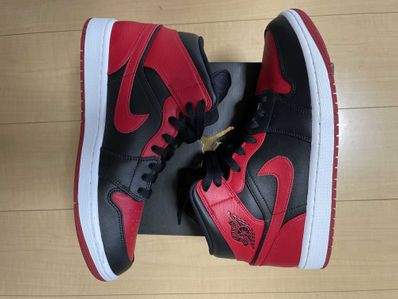 Nike Air Jordan 1 Mid "Bred"