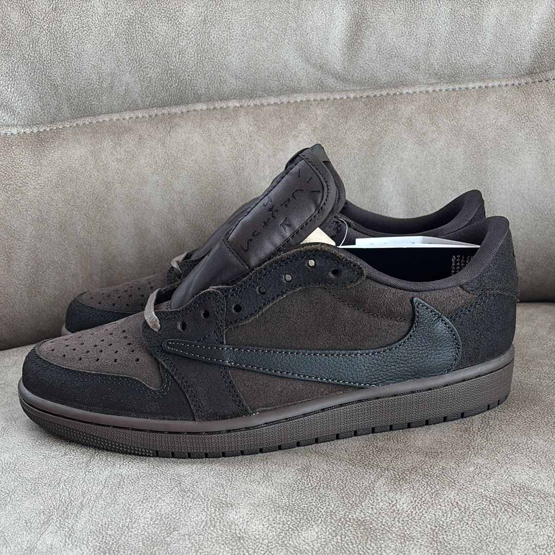 Travis Scott × Nike Air Jordan 1 Low OG SP "Velvet Brown and Dark Mocha"