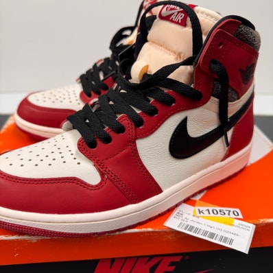 Nike Air Jordan 1 High OG "Lost & Found/Chicago"