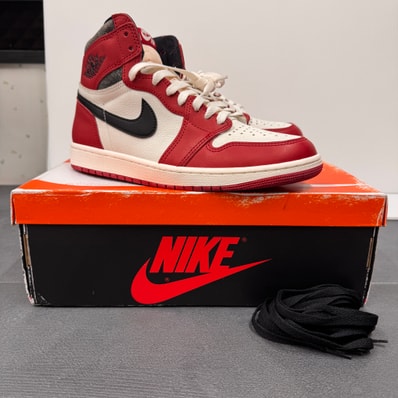 Nike Air Jordan 1 High OG "Lost & Found/Chicago"