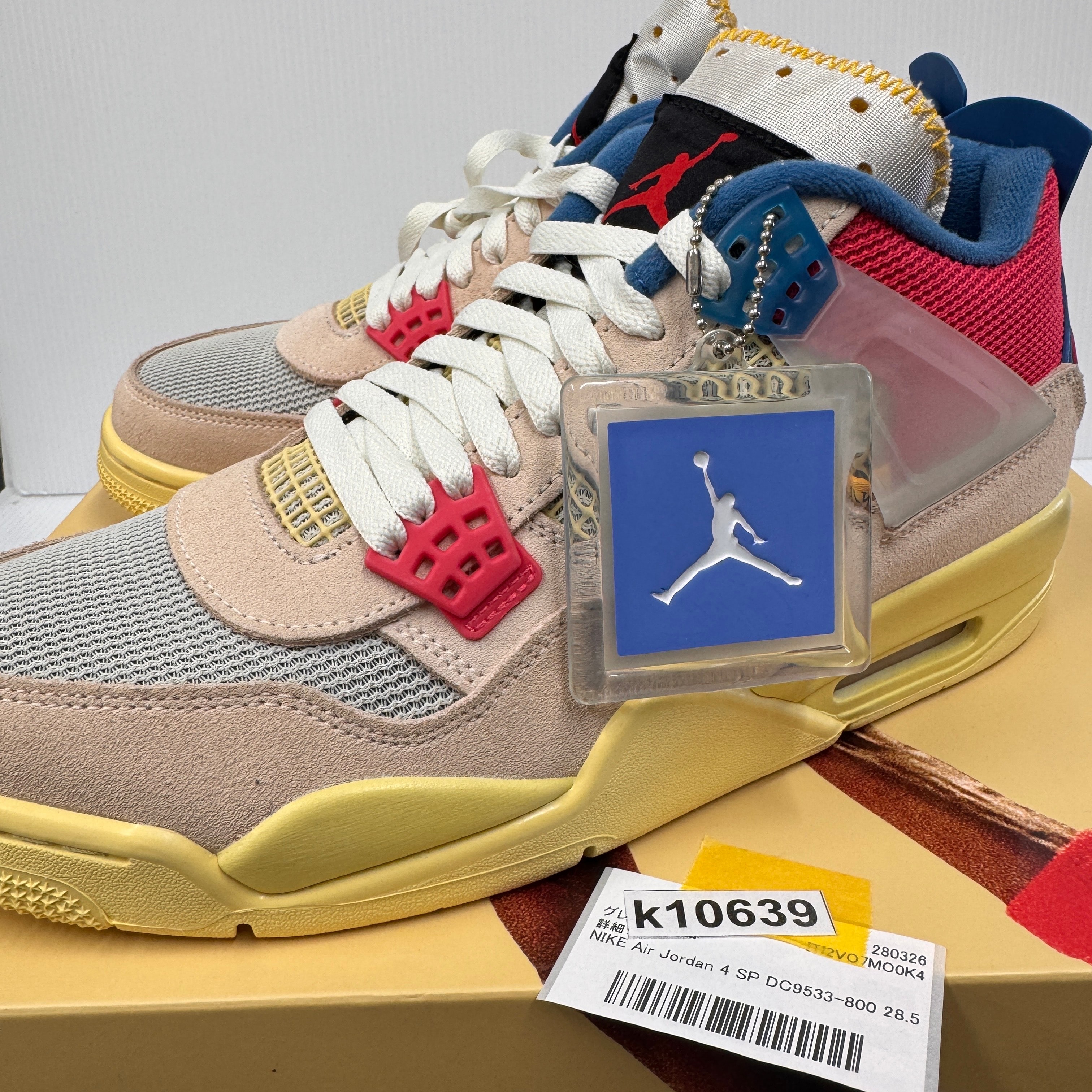 UNION × Nike Air Jordan 4 SP "Guava Ice/Light Fusion Red"