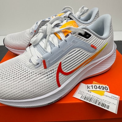 Nike Women's Air Zoom Pegasus 40 "White/Picante Red/Blue Tint"