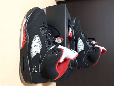 Supreme × Nike Air Jordan 5 Retro "Black"