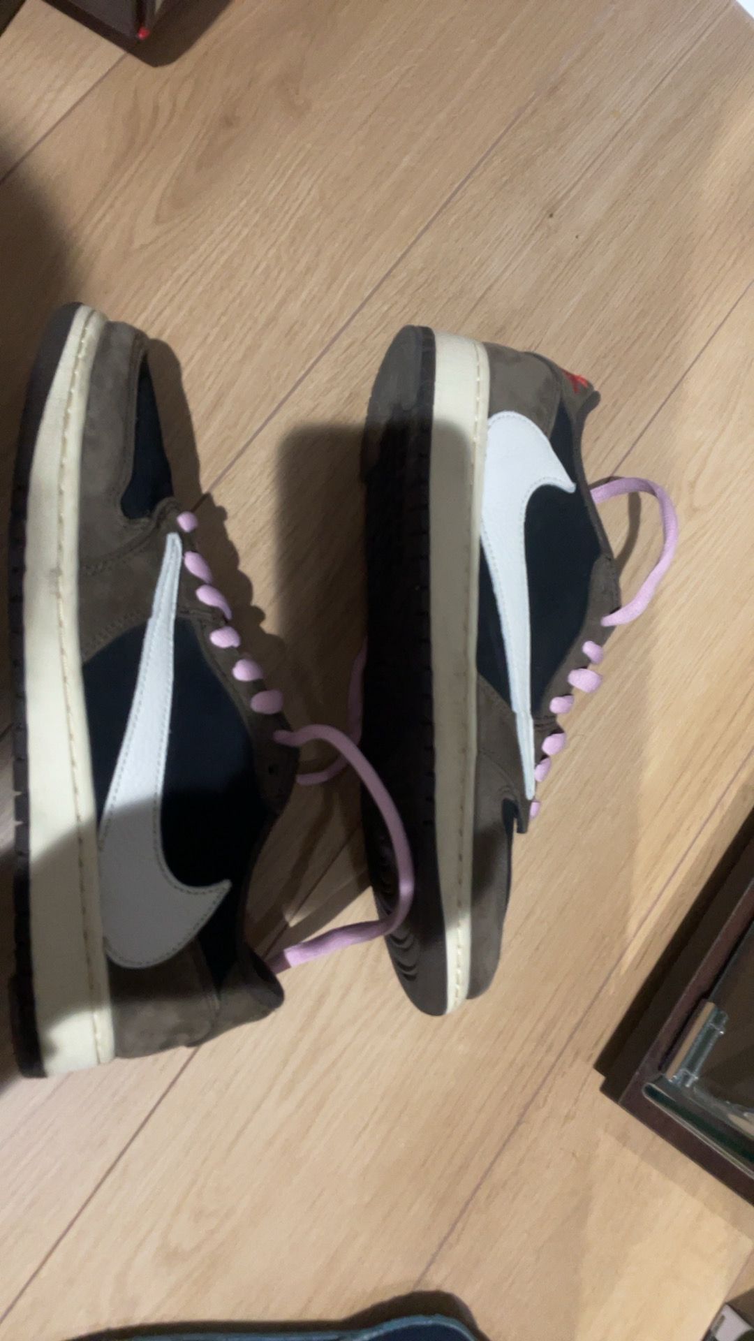 Travis Scott × Nike Air Jordan 1 Low OG SP-T "Black/Dark Mocha"