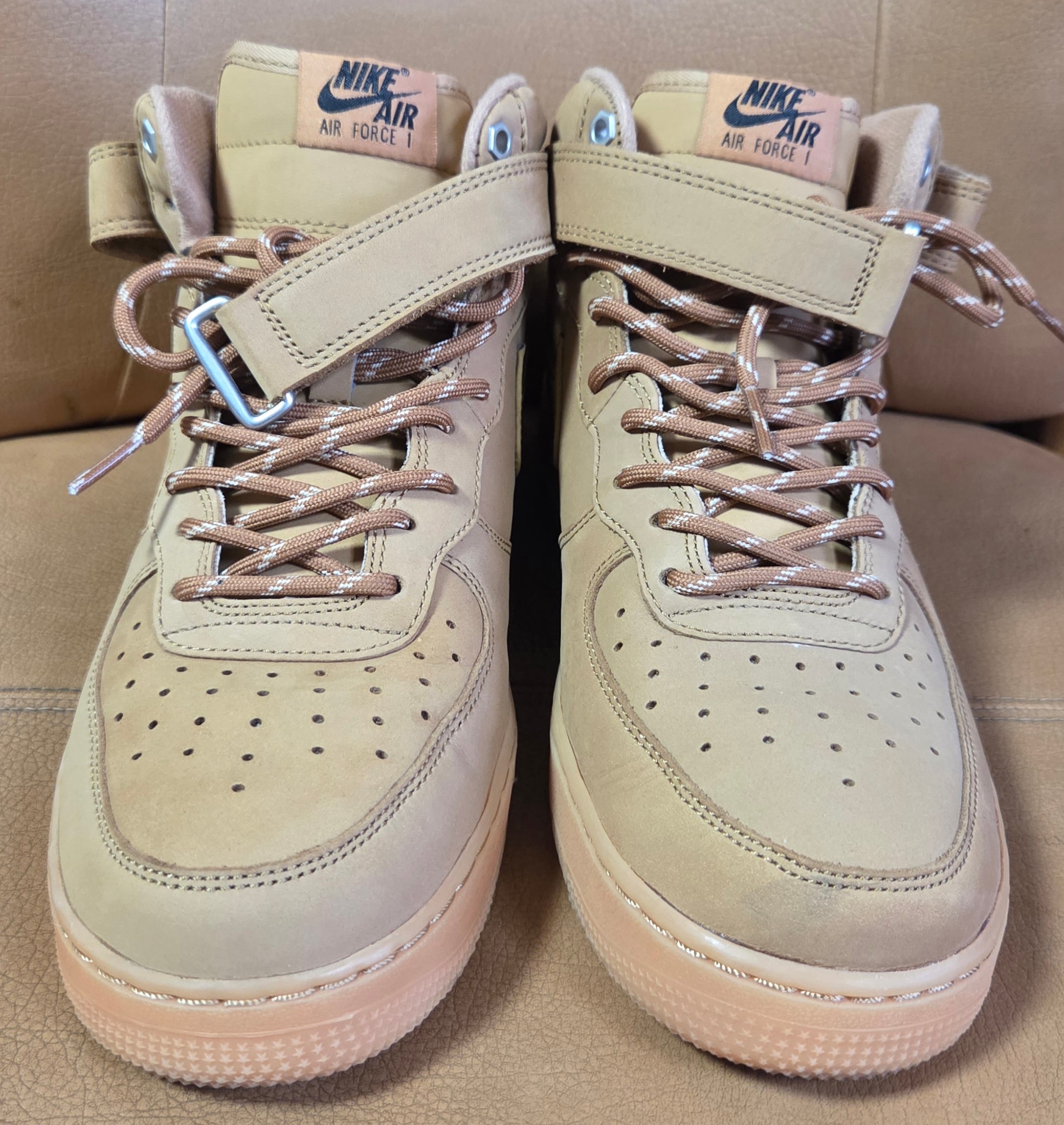Nike Air Force 1 Mid "Flax"