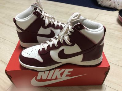 NIKE Women's DUNK HIGH "TEAM RED"