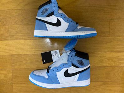 Nike Air Jordan 1 High OG "University Blue"