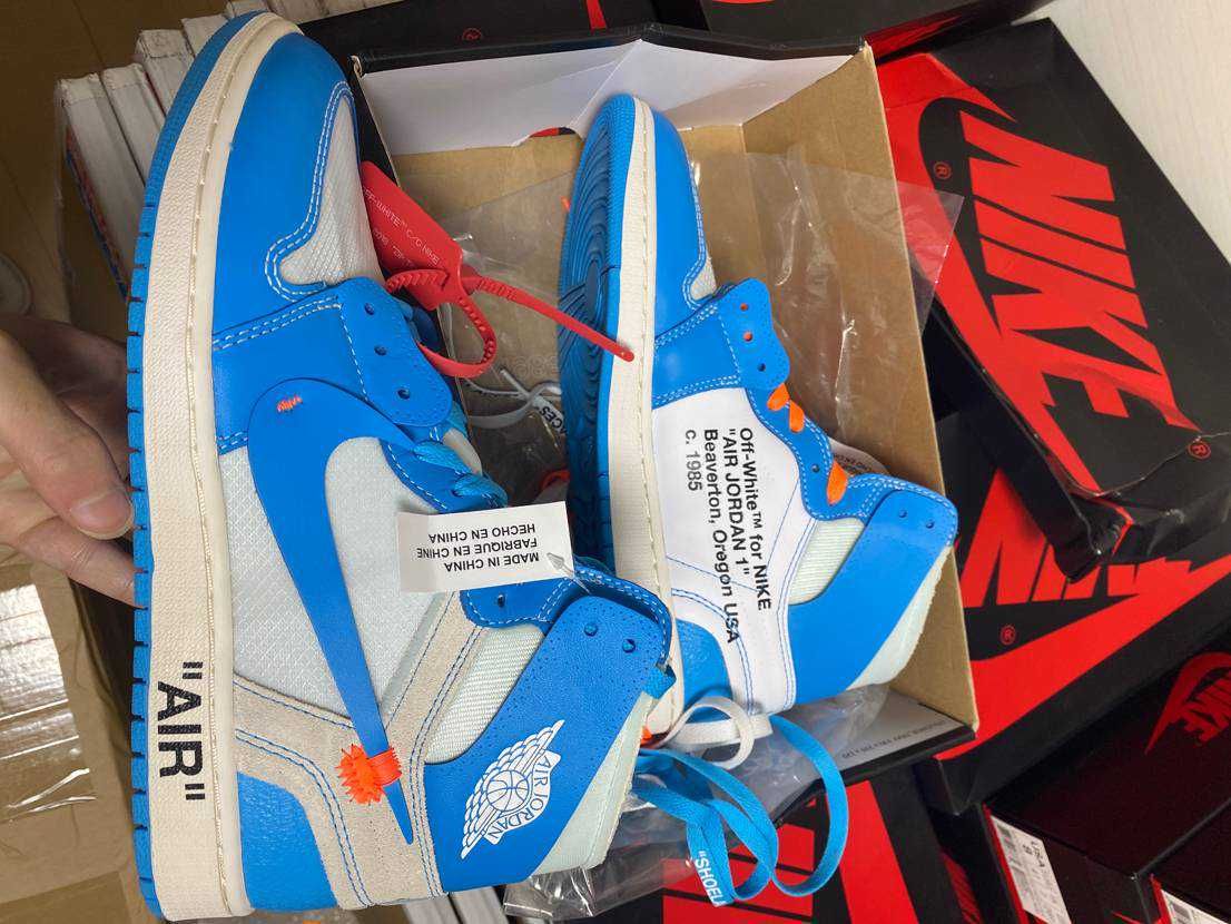 Off-White × Nike Air Jordan 1 High UNC "White/Dark Powder Blue"
