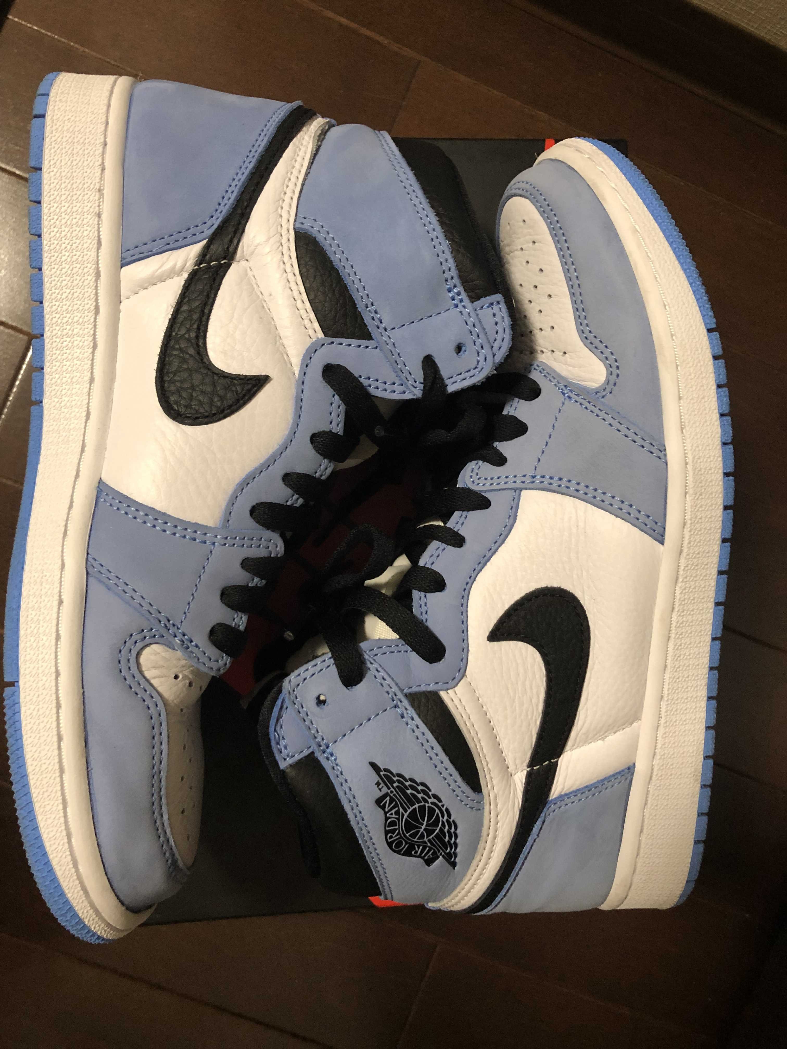 Nike Air Jordan 1 High OG "University Blue"