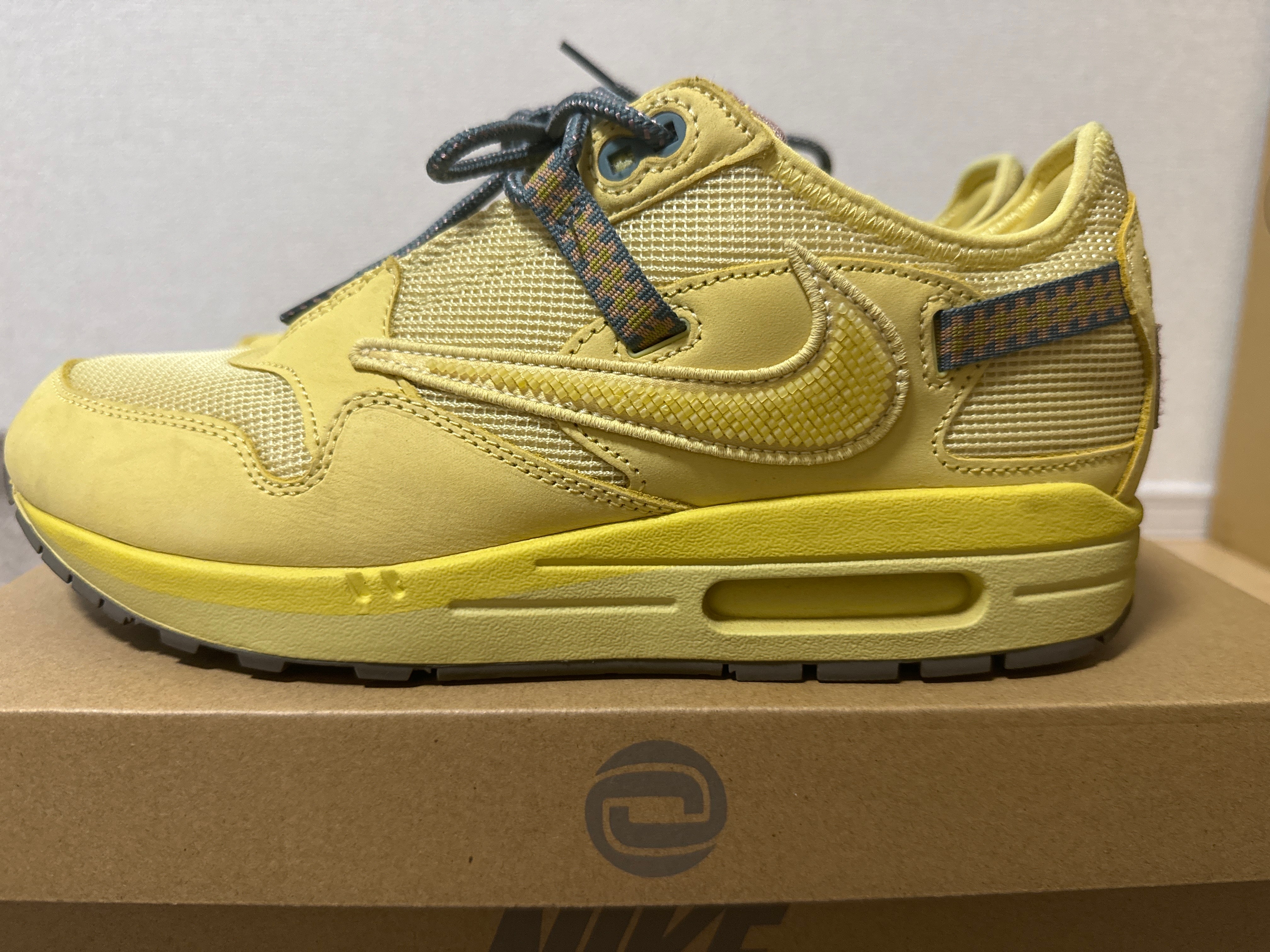 Travis Scott × Nike Air Max 1 "CACT.US Gold"