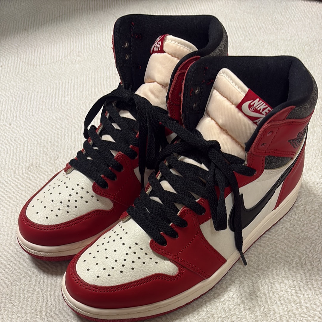 Nike Air Jordan 1 High OG "Lost & Found/Chicago"