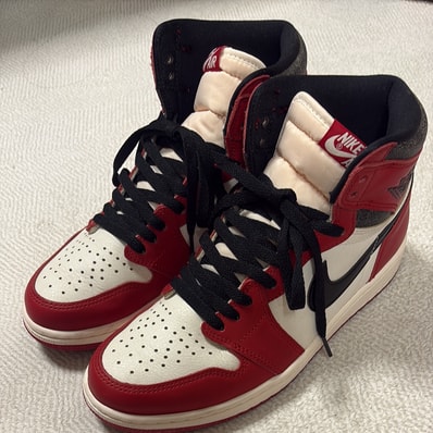 Nike Air Jordan 1 High OG "Lost & Found/Chicago"