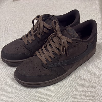 Travis Scott × Nike Air Jordan 1 Low OG SP "Velvet Brown and Dark Mocha"