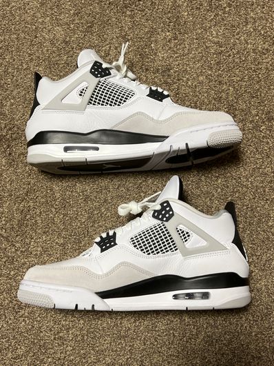 Nike Air Jordan 4 "Military Black"