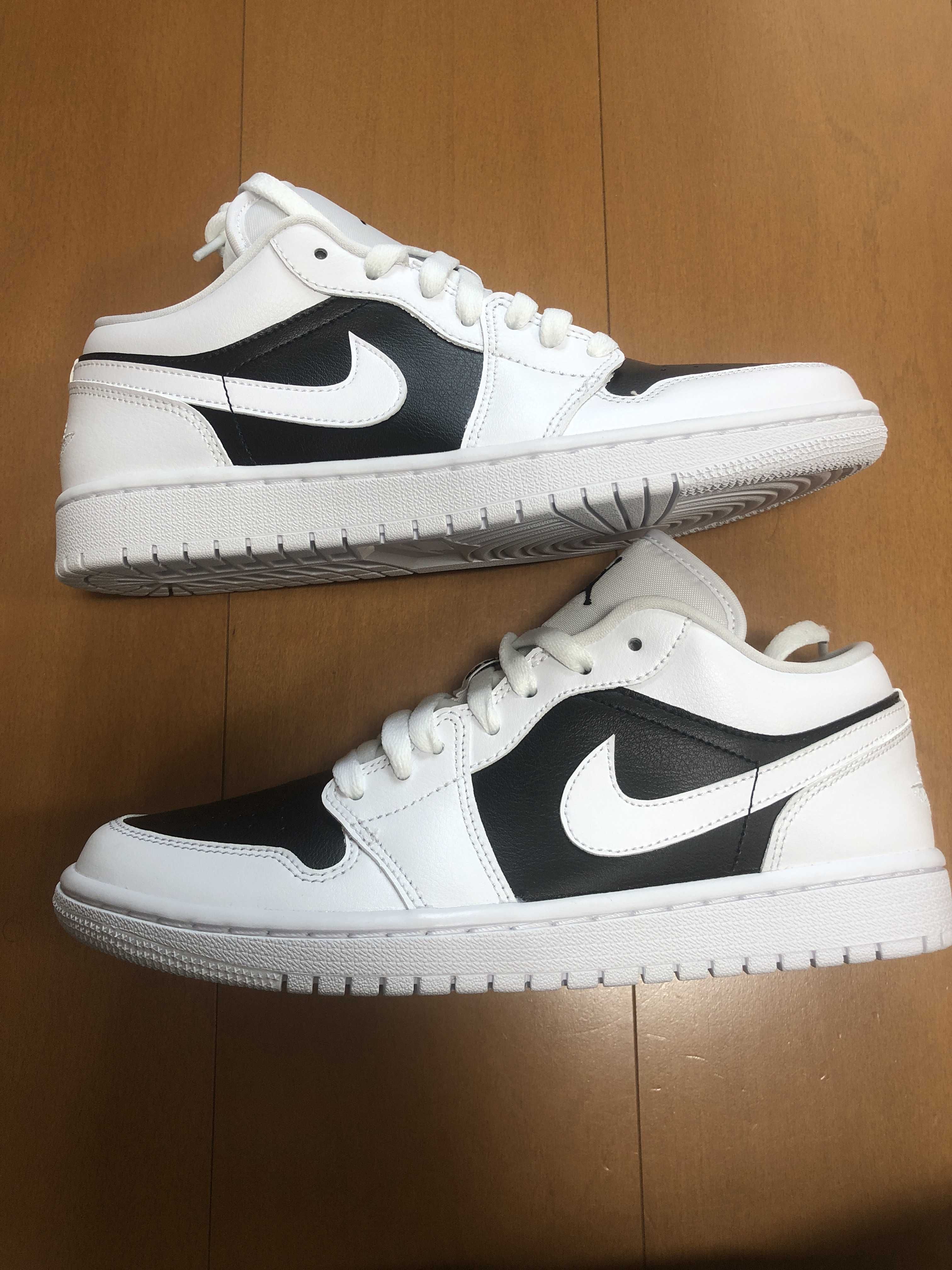 NIKE Women's AIR JORDAN 1 LOW "PANDA"