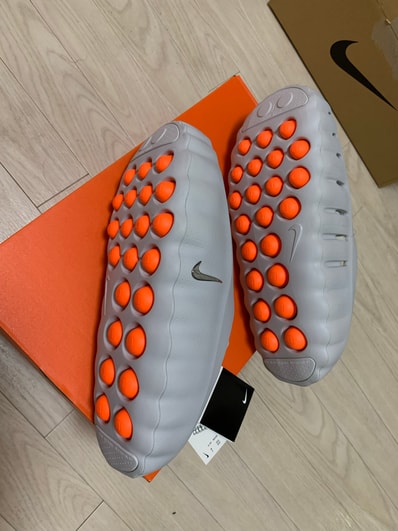 Nike Mind 001 Mules "Light Smoke Grey/Hyper Crimson"