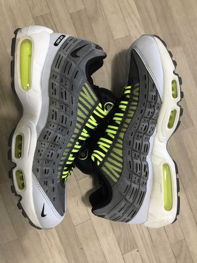 Kim Jones × Nike Air Max 95 "Black/Volt"