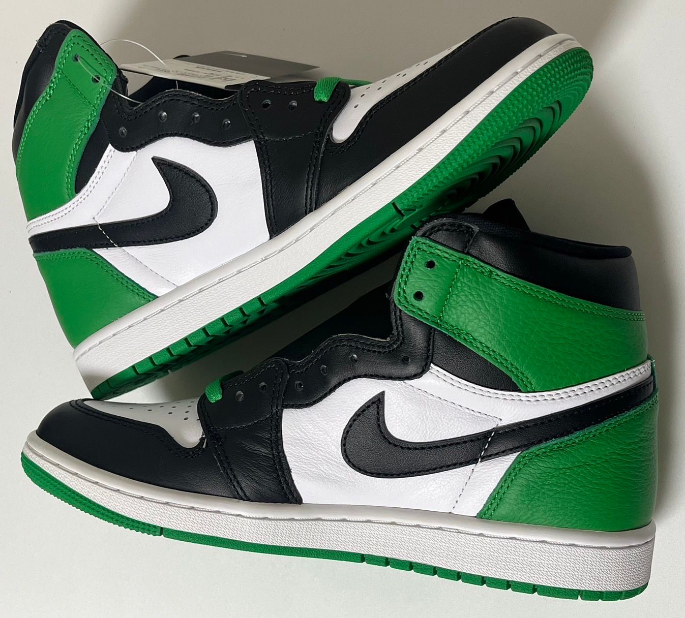 Nike Air Jordan 1 Retro High OG "Celtics/Black and Lucky Green" (2023)