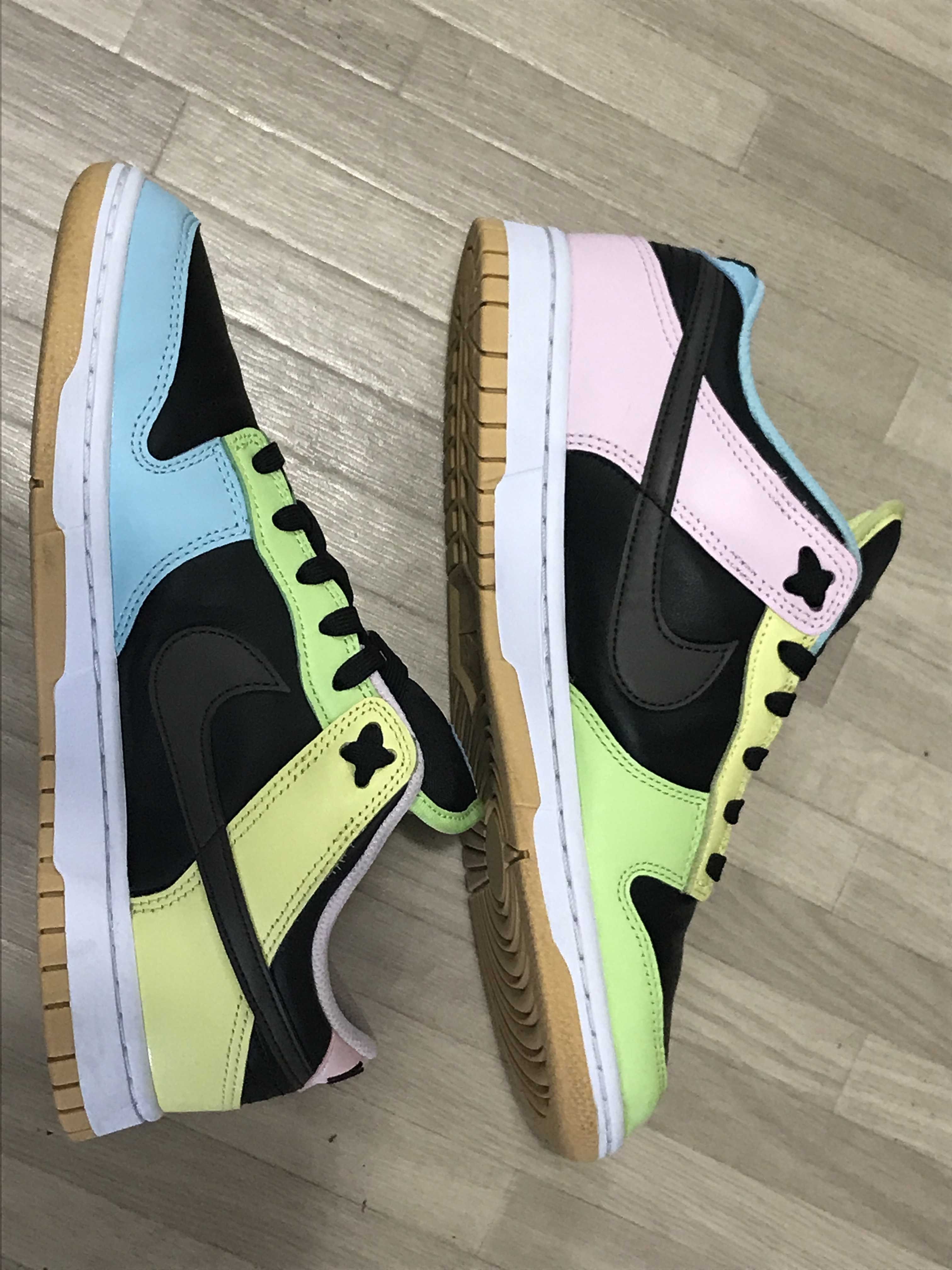 Nike Dunk Low SE "Free.99"