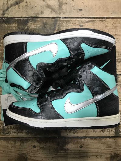 Diamond Supply × Nike SB Dunk High "Tiffany"