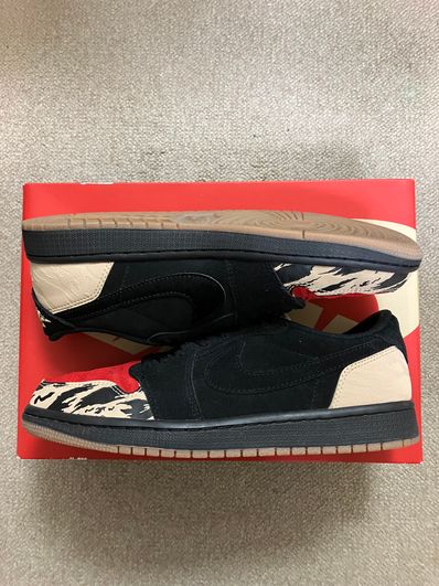Sole Fly × Nike Air Jordan 1 Low "Black and Sport Red"