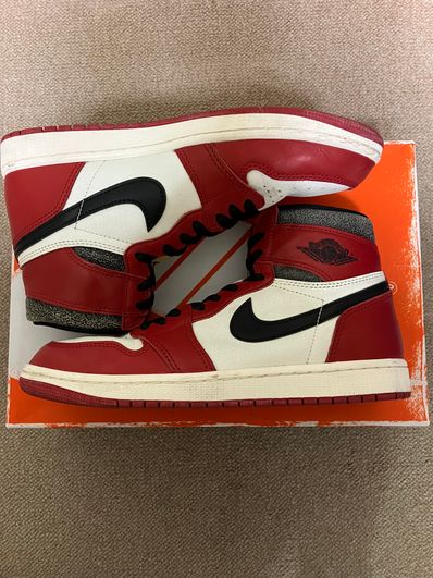 Nike Air Jordan 1 High OG "Lost & Found/Chicago"