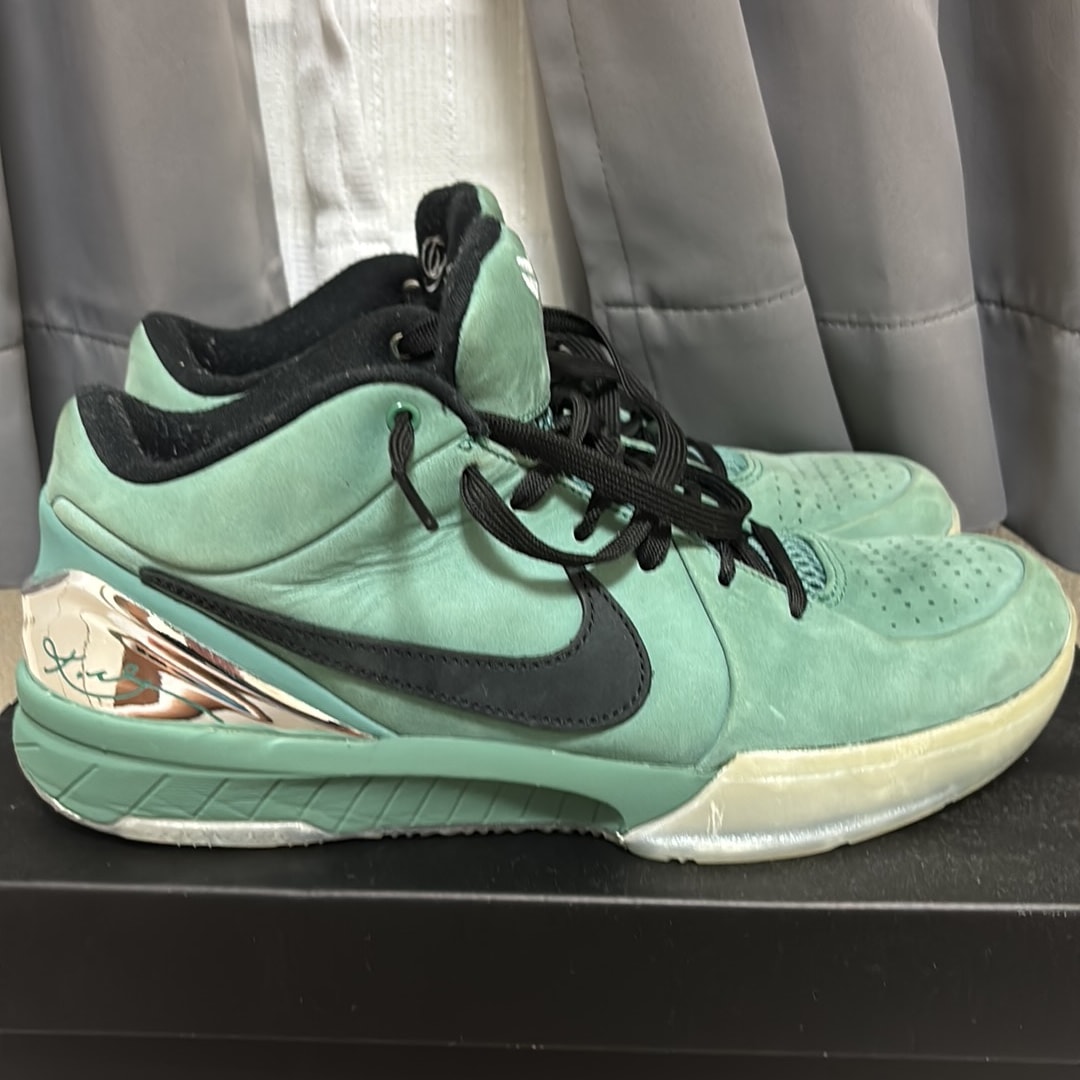 Nike Kobe 4 Protro "Girl Dad"