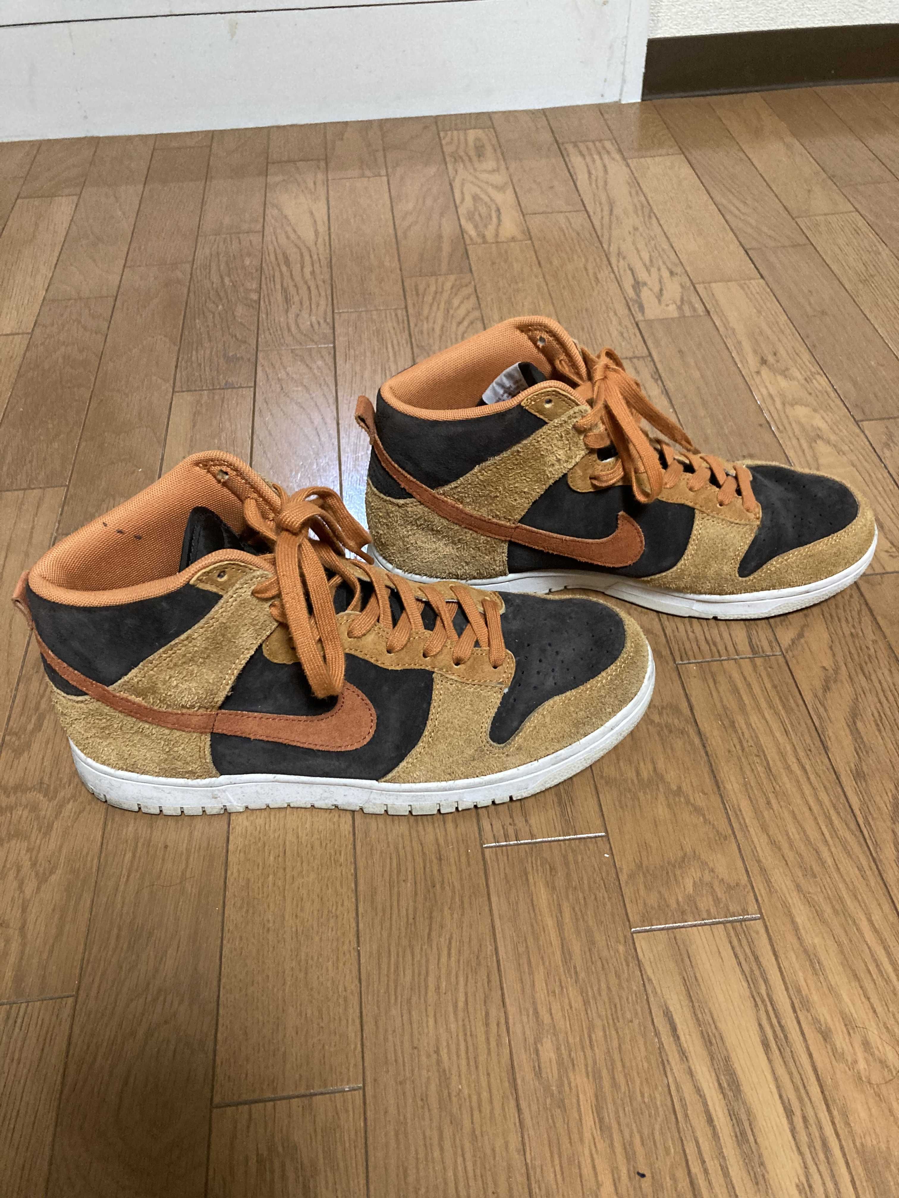 NIKE DUNK HIGH PRM "DARK CURRY"