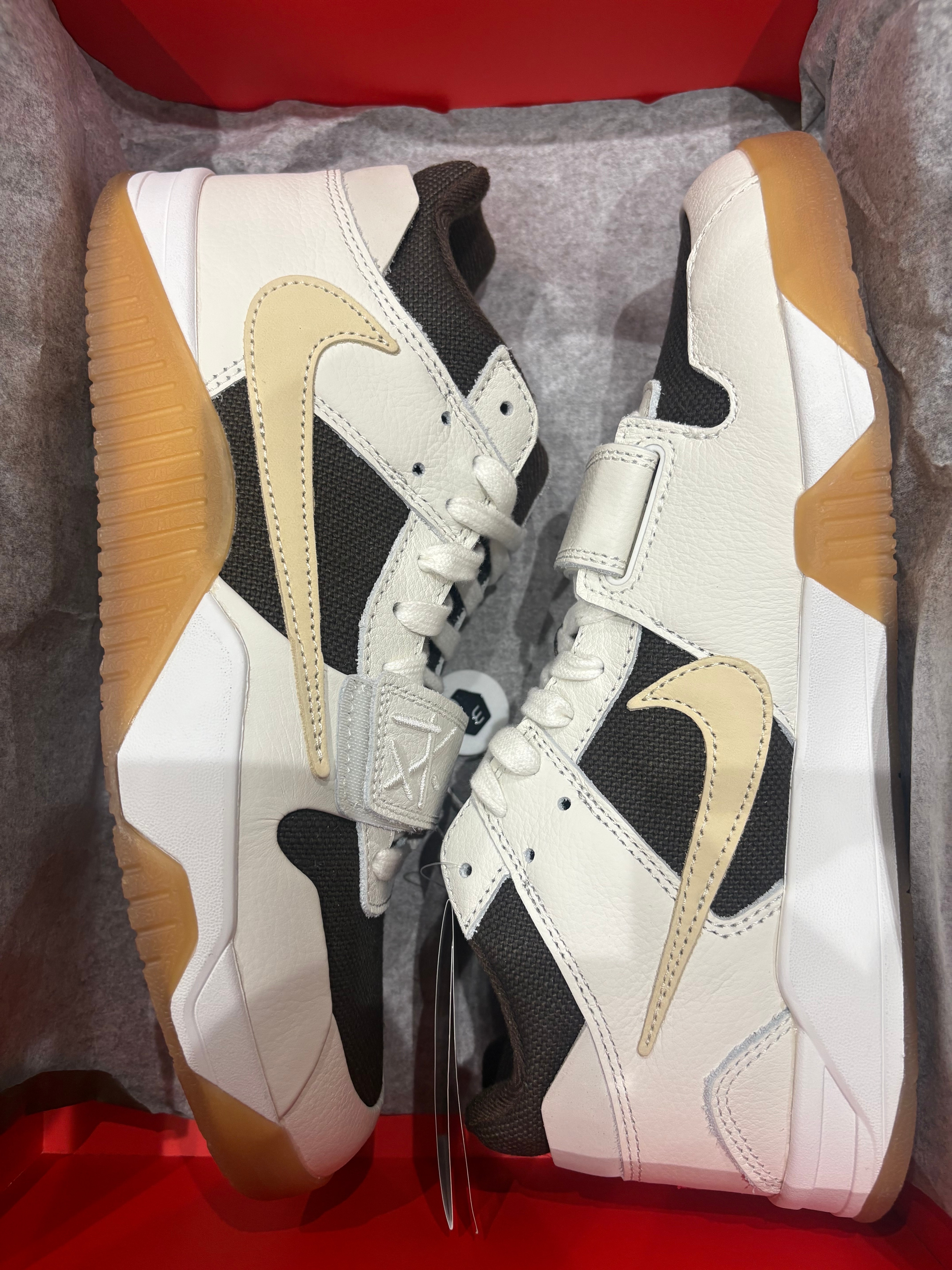 Travis Scott × Nike Jordan Jumpman Jack TR "Sail and Dark Mocha"