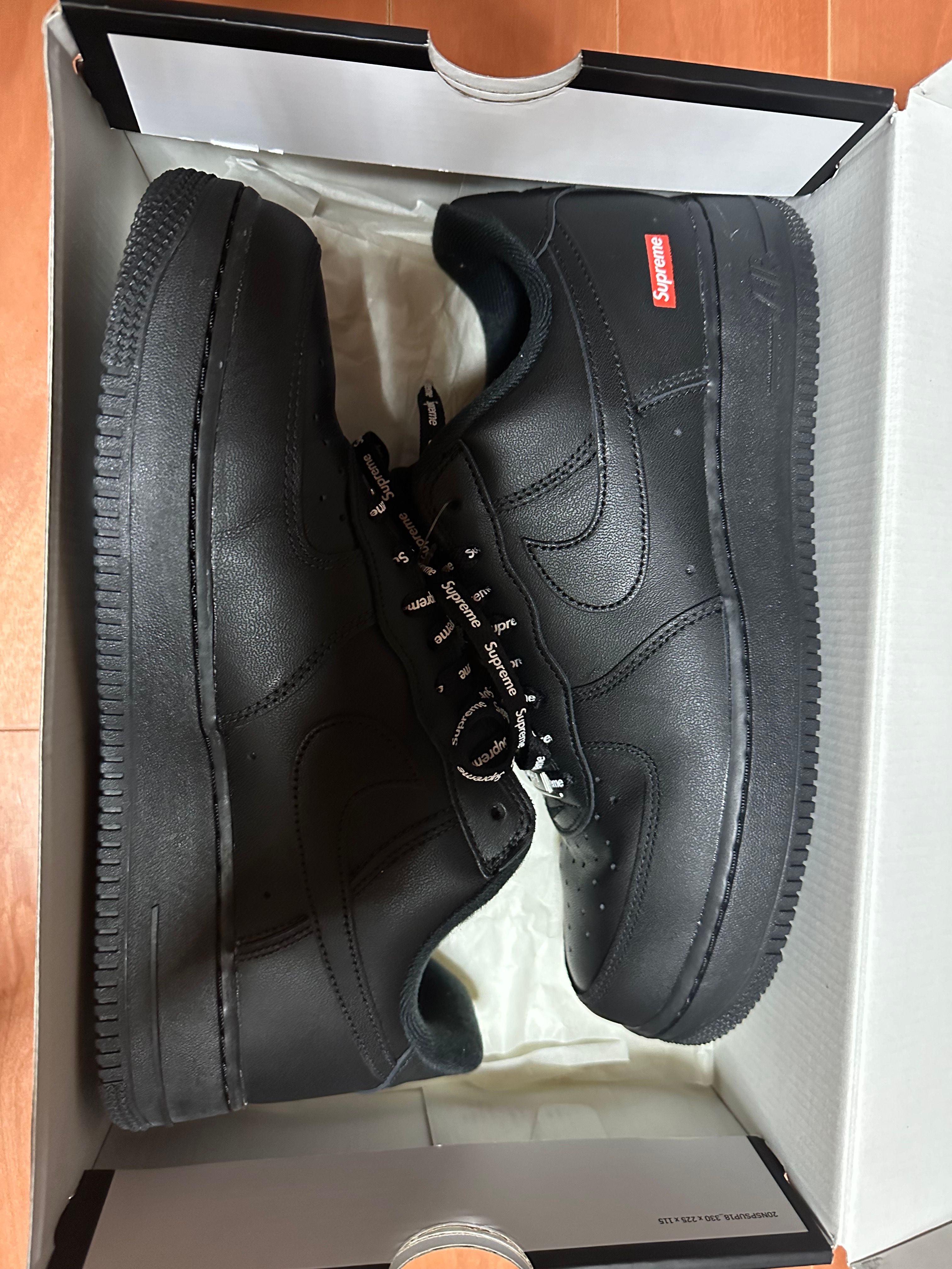 Supreme × Nike Air Force 1 Low "Black"