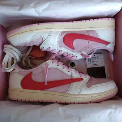Travis Scott × Nike Air Jordan 1 Retro Low OG "Sail/Tropical Pink"