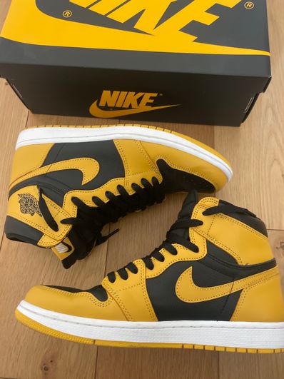 Nike Air Jordan 1 High OG "Pollen"