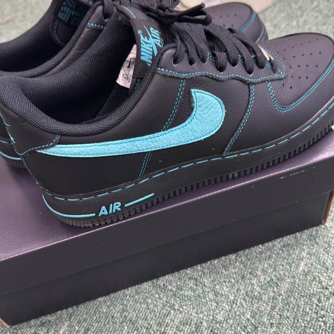 Nike Air Force 1 Low 