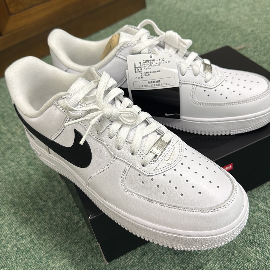 Supreme × Nike Air Force 1 Low 