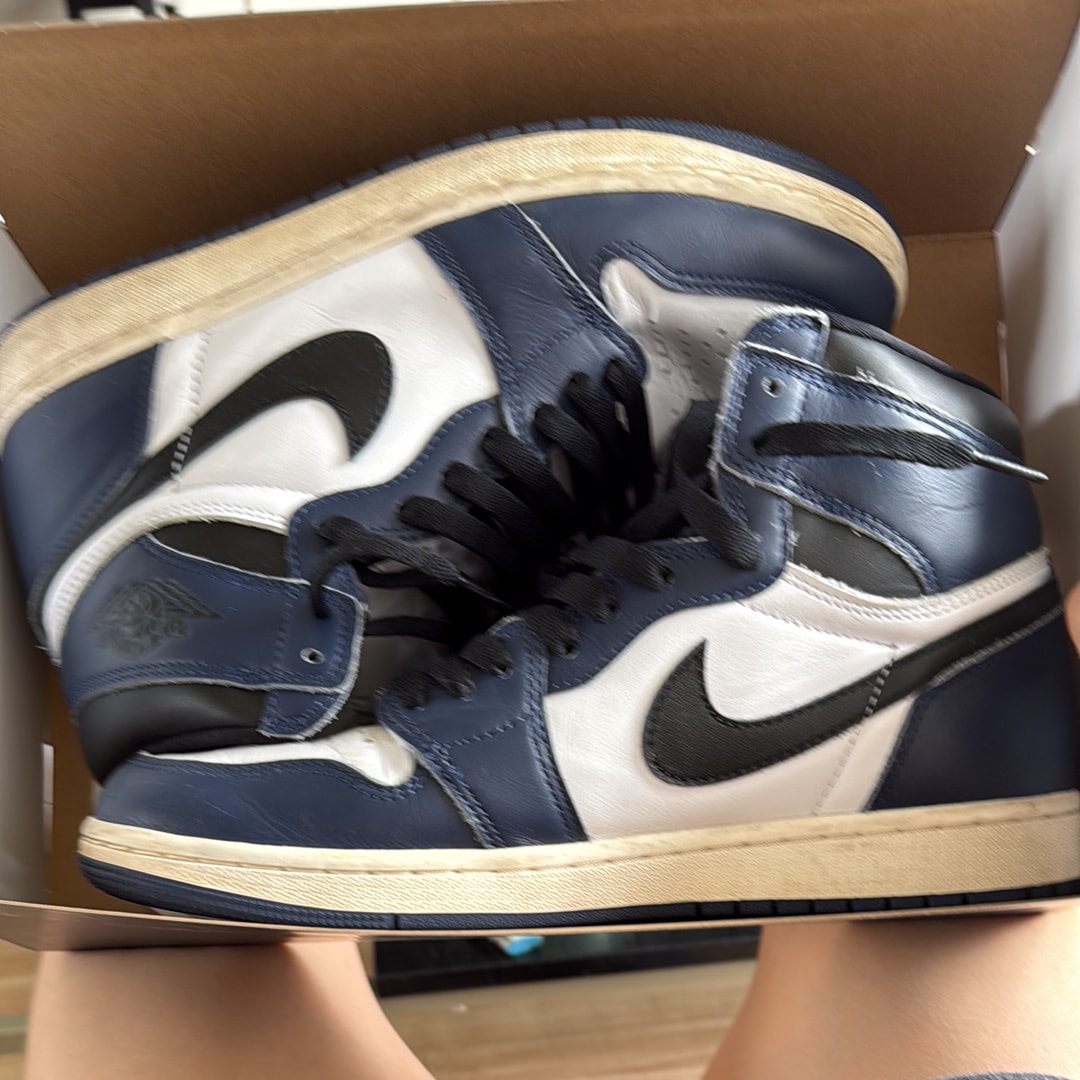 Nike Air Jordan 1 Retro High OG "Midnight Navy"
